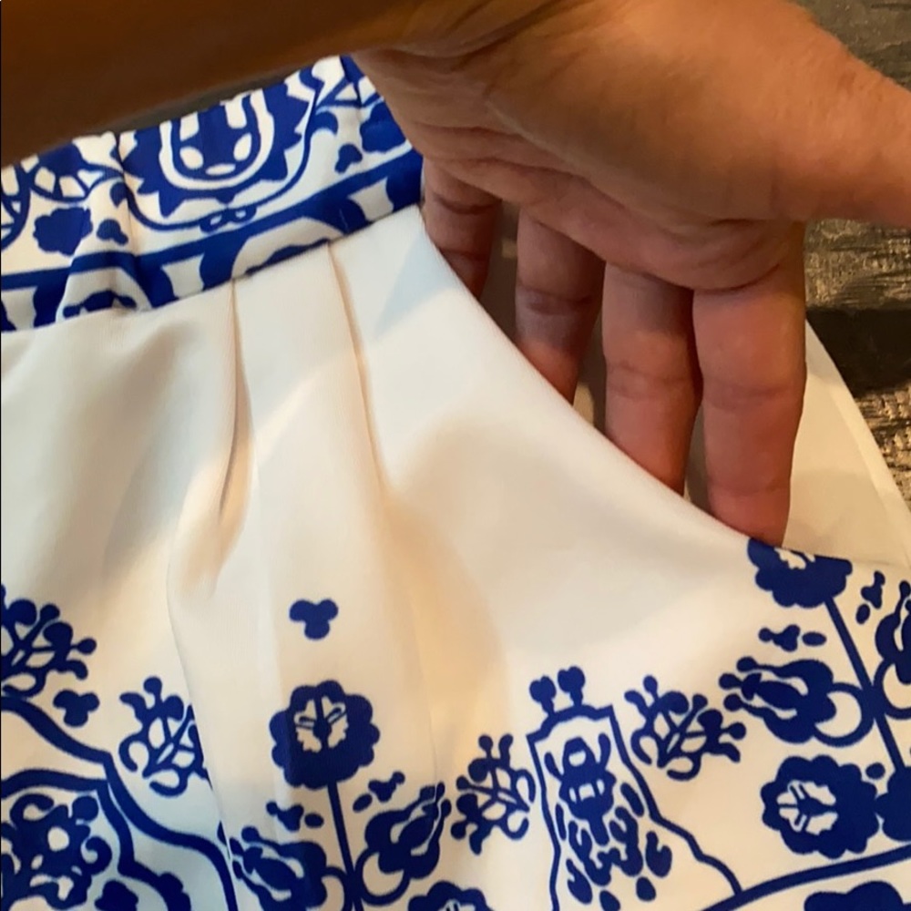 Two piece - Picture 2 of 3